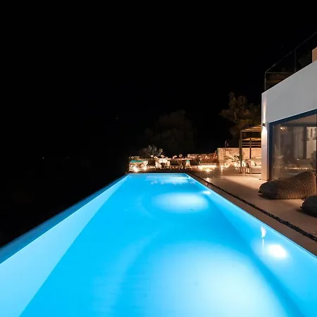 Agapanthus Villa *